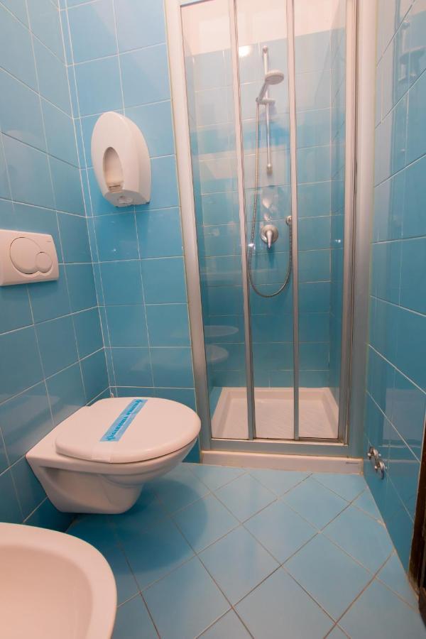 מרינה די מסה Hotel Giulia מראה חיצוני תמונה