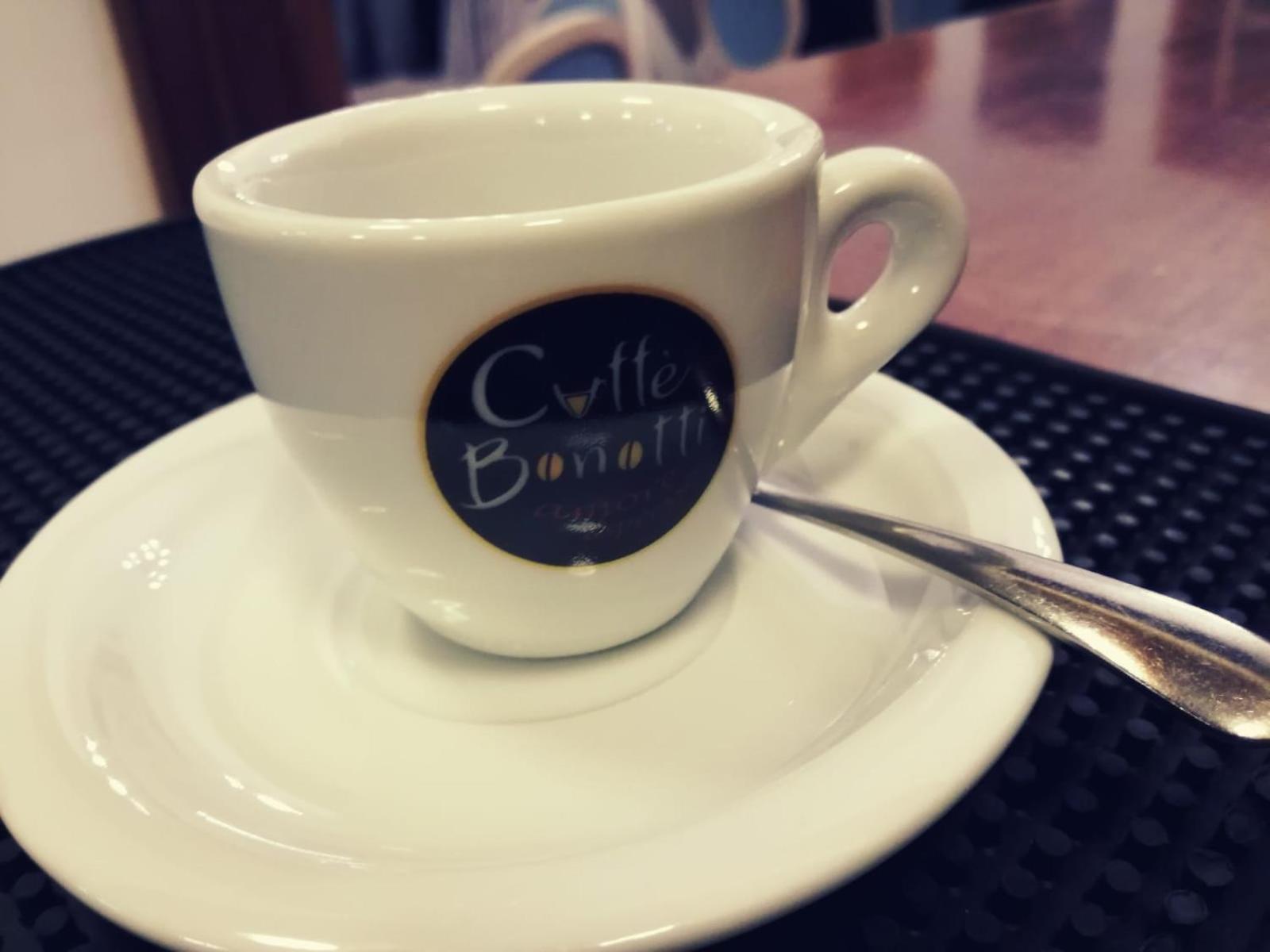 מרינה די מסה Hotel Giulia מראה חיצוני תמונה